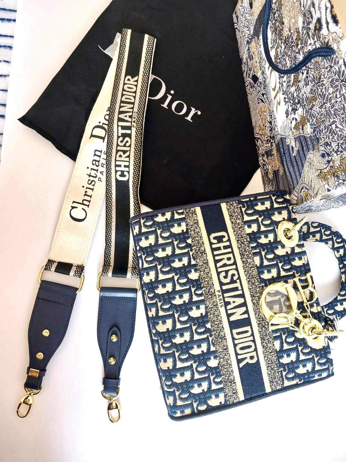 CHRISTIAN DIOR Bag